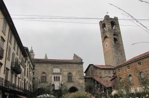 706) Bergamo - Piazza Vecchia