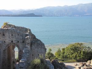 082) Grotten des Katull (Halbinsel Sirmione)