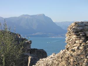 086) Grotten des Katull (Halbinsel Sirmione)