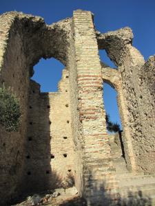 093) Grotten des Katull (Halbinsel Sirmione)