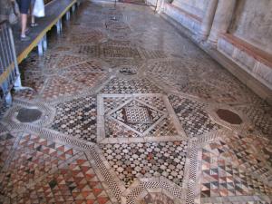 447) Venedig - S Marco - Mosaik Gang außen links