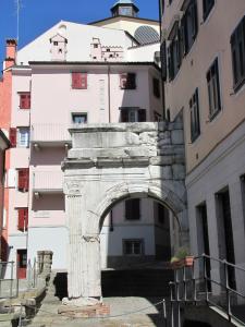 313) Trieste - Arco di Riccardo