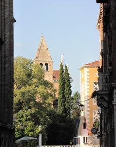 477) Venedig - Gasse bei Accademia, Blick nach Sestiere S Marco