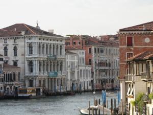 479) Venedig - Palazzi am Canale Grande von  Accademiabrück Richtung NW